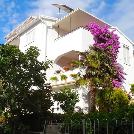 Valkane Beach Apartmán Pula
